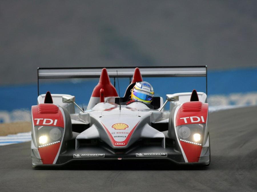  Audi R10 TDI 2008 года  (фото 54 из 57)